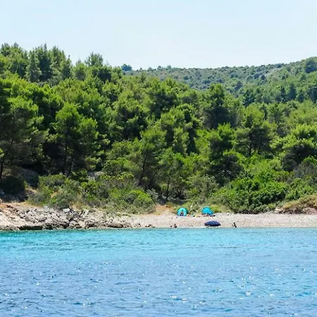 Kuca Mari بيت للعطل Grohote
